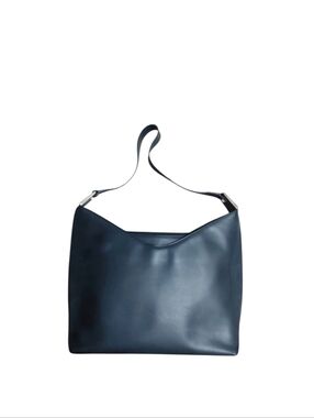 Gucci Smooth Leather Shoulder Bag